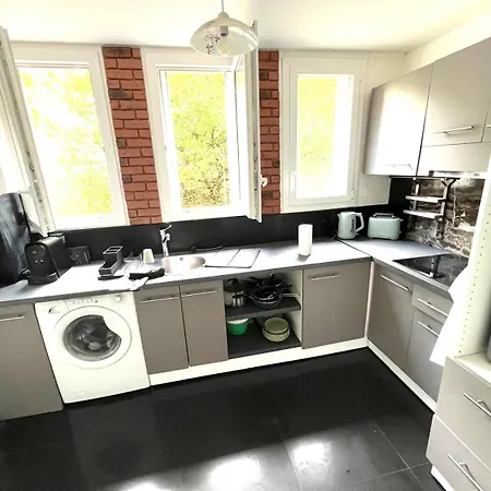 Guy Moquet Apartment *